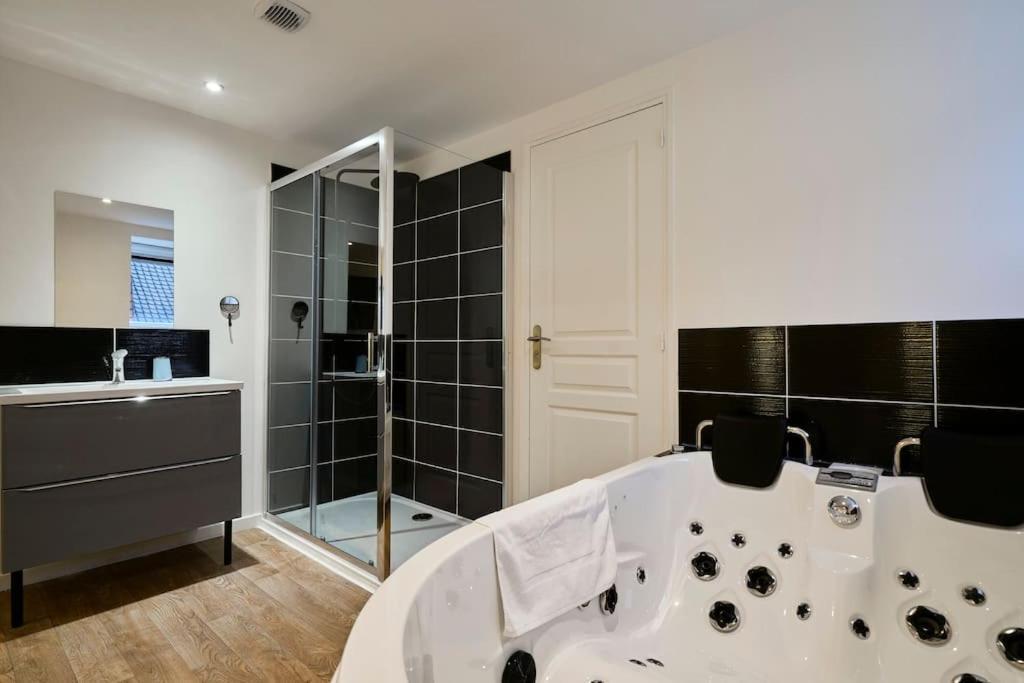 Ng Prestige - Lille L L Haute - Duplex 4 Pers - Balneo - Netflix - Wifi * Tourcoing